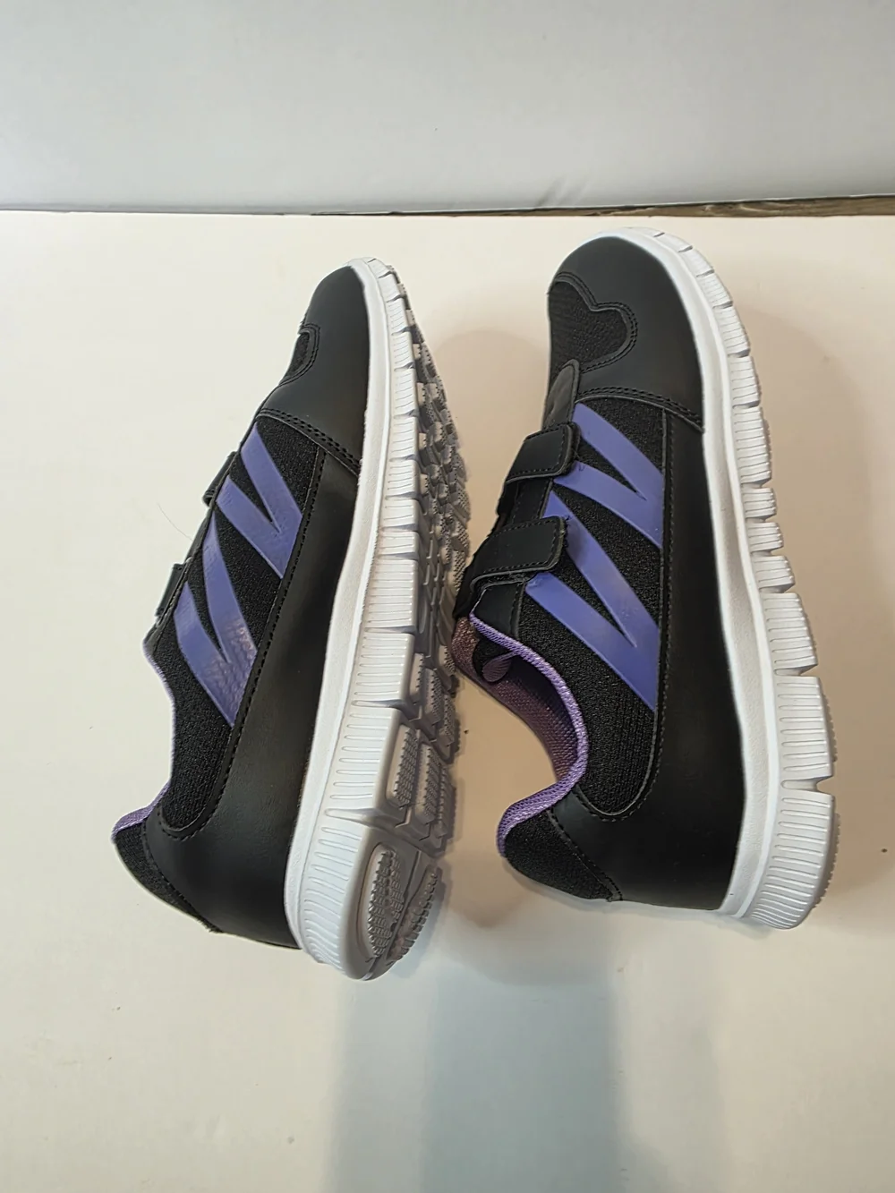 Amazon Kids Black and Purple Hook-and-Loop Sneakers